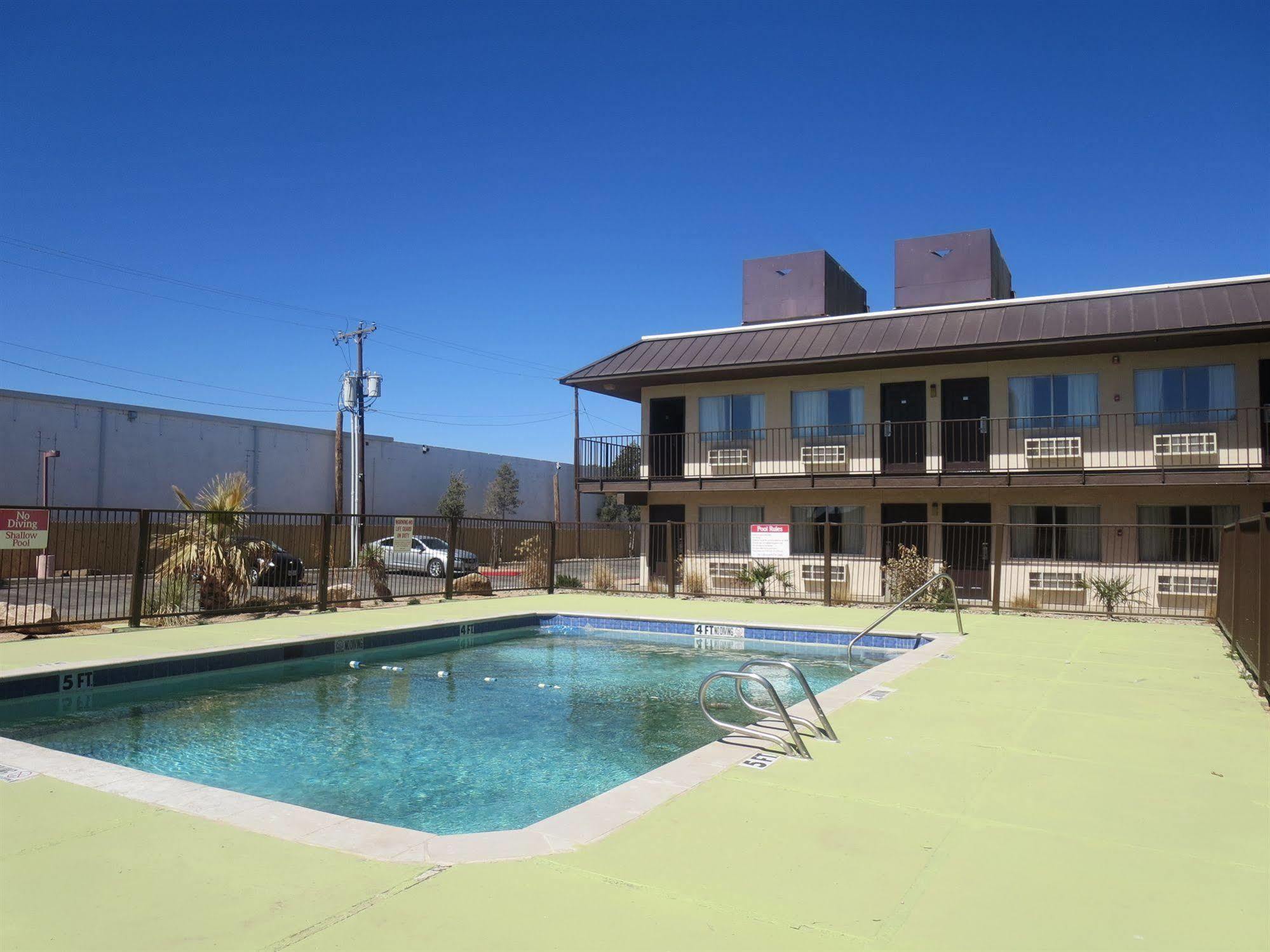 Howard Johnson By Wyndham Odessa Tx Экстерьер фото